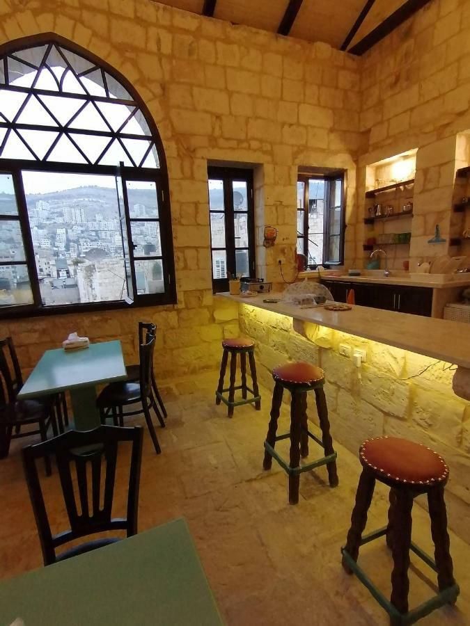 Turquoise Hostel Nablus Exterior photo